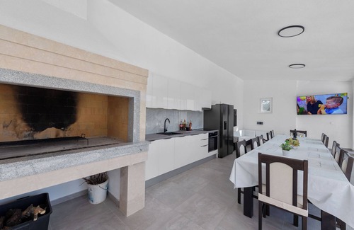 Neoric House | Villa Almas (V8681-K1) - Neorić