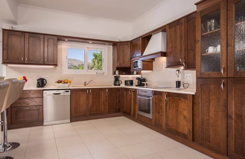 Mathes Villa | Villa Almyros 5 Bedroom Luxurious Villa close to the beach