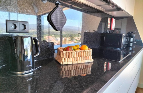 Cardielos Villa | Villa Amores Riverview - Scenic Getaway | uChill