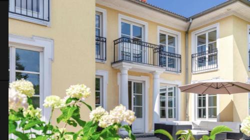 Region Hannover District Apartment | Villa am Steinhuder Meer App Suite-La Fleur-mit Pantry Küche, Luftreinigungssystem, Garten, WLAN