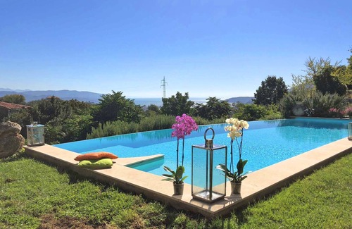La Foce Villa | Villa Ambrosia 8P by VILLASRETREATS w/pool A/C BBQ, WiFi, Sea View near 5Terre