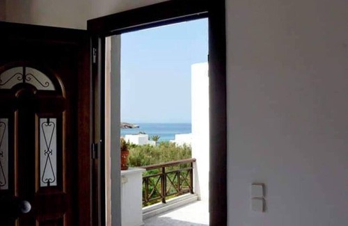 Posidonia Villa | Villa Ana Maria - The perfect choice for relaxing holidays in Poseidonia