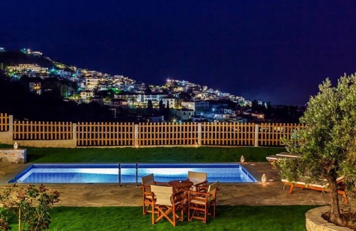 Skopelos Villa | VILLA ANATOLI-PANORAMIC VIEW AND PRIVATE POOL
