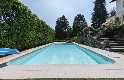 Carciano Villa | Villa Angela with pool and lake view