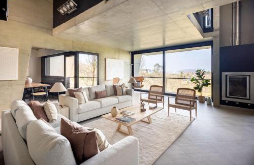 San Sebastian Villa | Villa Angelu, Encanto Arquitectónico con Piscina Privada