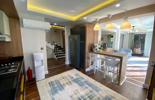 Kadriye Villa | Villa Annabèll1 with Private pool , 3 floors , jaccuzi