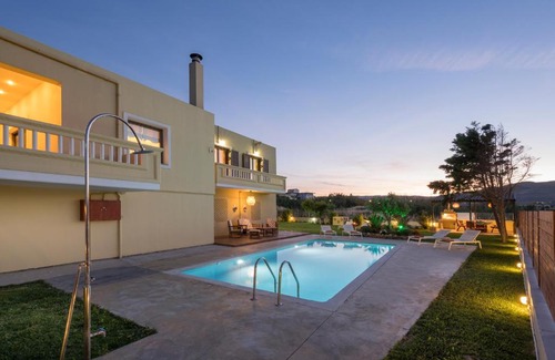 Skoutelonas Villa | Villa Anthira
