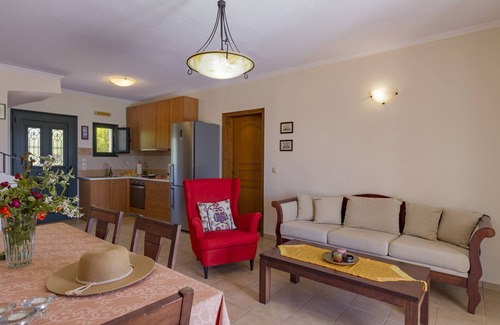 Meganisi Villa | Villa Aphrodite | Private Pool & Sea View | Sleeps 6 people