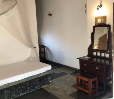 Negombo Villa | Villa Araliya