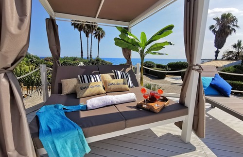 Fontane Bianche Villa | Villa Arenile with private pool and direct access to the sea
