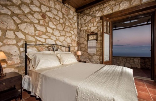 Skinaria Villa | Villa "Armos" with Sea View, Pool & Wi-Fi
