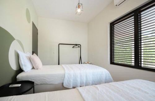 Steenrijk House | VILLA Arte - just minutes from Mambo & Pietermaai