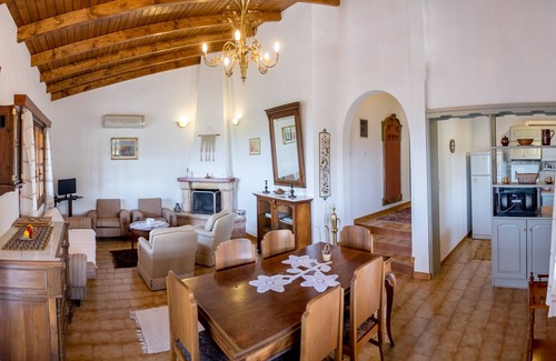 Kanali Villa | Villa Artjeta: Overlooking the sea and surrounded by numerous olive trees