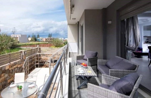 Heraklion Villa | Villa Artzy 200m From the Beach
