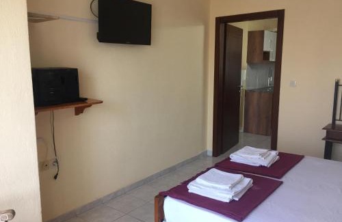 Metamorfosi Resort | Villa Askamnia and Suites