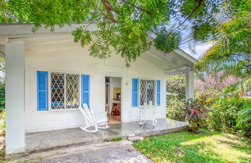 Puntarenas Cottage | Villa at beachfront property with terrace & shared pool - steps to the sand!