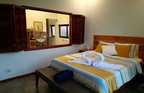 La Preneuse Villa | Villa at walking distance to the beach, few minutes ride to national park.