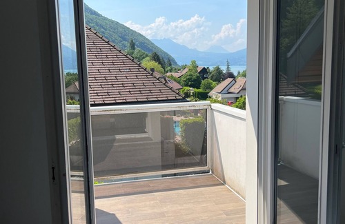 Annecy Old Town Villa | Villa au Calme Avec Piscine et Petite vue lac