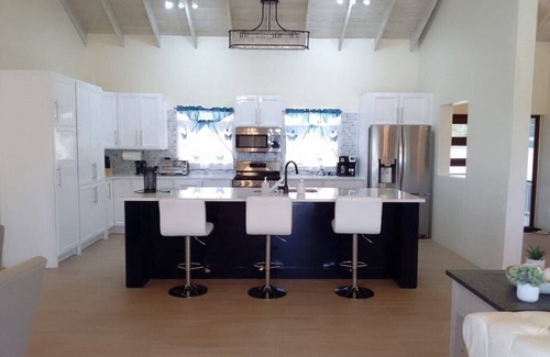 Saint George Parish Villa | Villa Aurora Antigua - 3 Beds 2 Baths Unit