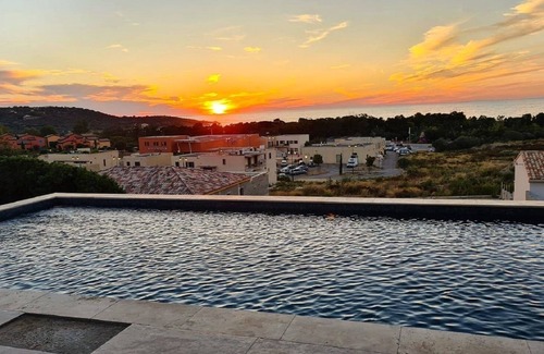 Lozari Villa | Villa Avec Piscine et vue mer à Lozari - 6 Personnes - Proche de la Plage