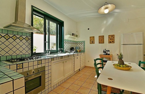 Mascali Villa | Villa Aves: A bright and cheerful two-story villa located on a hillside, facing the sea, with Free WI-FI.