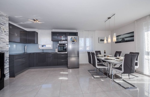 Kastela Apartment | Villa Axioma 4-Star Luxury Villa apt with Sea View , seaview balcony