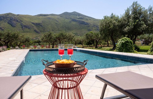 Castellammare del Golfo Villa | Villa Azul with garden and pool, Fraginesi - Scopello