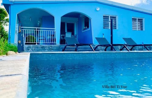 Le Carbet Villa | Villa Bèl Ti Vue Piscine Vue Mer et Montagne Pelée