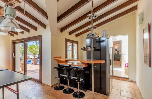Jesus Pobre Villa | Villa 'Badowa' with Mountain View, Wi-Fi and Air Conditioning