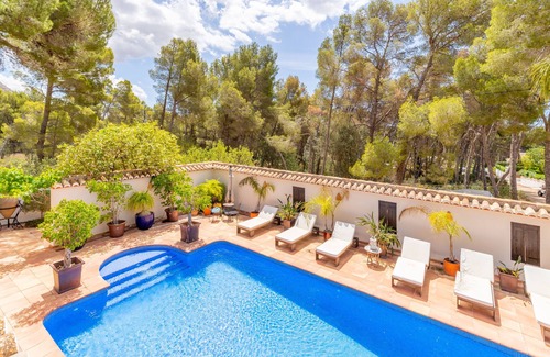 Jesus Pobre Villa | Villa 'Badowa' with Mountain View, Wi-Fi and Air Conditioning
