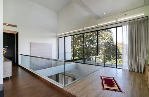 Bandung Villa | Villa Bandung DagoResor 7BR up 45 people Private Swimming Pool & Roof Garden BBQ