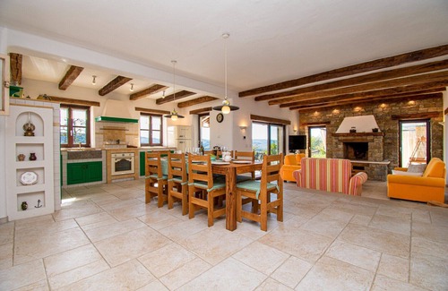 Bartolici Villa | Villa Banic Motovun by Istrabook