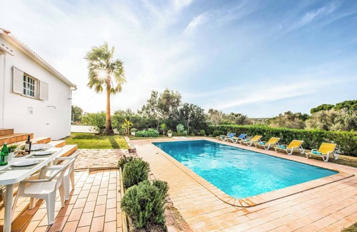 Albufeira Villa | Villa Barrancos - Three Bedroom Villa, Sleeps 6