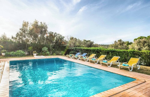 Albufeira Villa | Villa Barrancos - Three Bedroom Villa, Sleeps 6