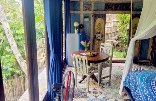 Tampaksiring Villa | Villa Batari - Artsy Joglo - Private Swimming Pool
