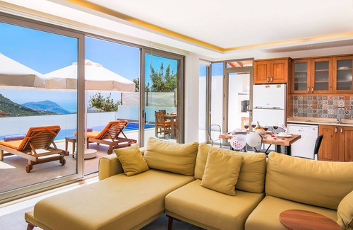Islamlar Villa | Villa Bella Three For 4-Isolated Heated Pool Family