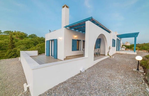 Kastellos Villa | Villa Bella - Your Ideal Oriental Greek Adventure
