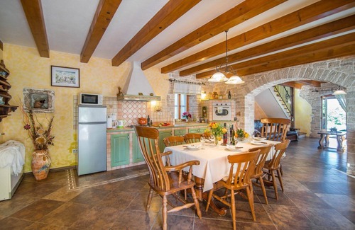 Zminj Villa | Villa Benina Rossa with large garden
