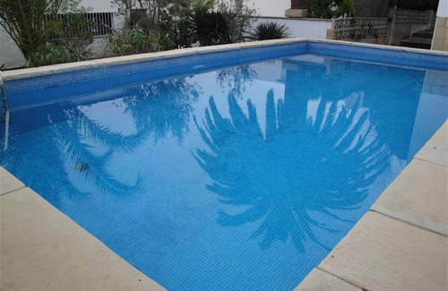 Tarragona Villa | 'Villa Beside the Sea - 3 Bedrooms' with Shared Pool & Wi-Fi
