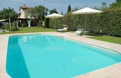 Capezzano Pianore Villa | Villa between sea and hills with private pool free Wi-Fi.