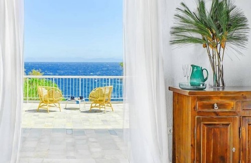 Ormos Agiou Ioannou Villa | Villa Bianca Summary: