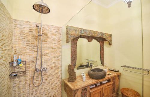 Lokapaksa Villa | Villa Bidadari - Bali Sea Villas Beachfront and private pool