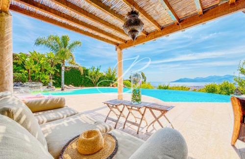 La Croix des Gardes Villa | Villa Bleu Rivage - Piscine Cannes Vue panoramique