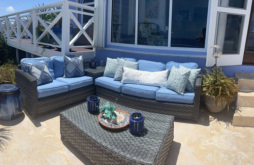 Teagues Bay Villa | 💙 VILLA BLISS 💙 Unforgettable Views on 2.5 Acres Behind a Privacy Gate