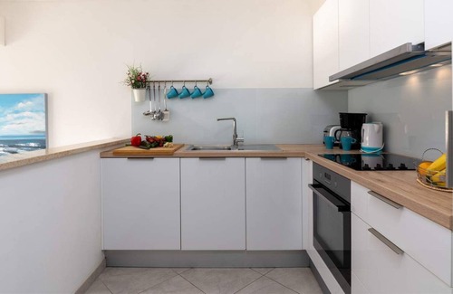 Valica Villa | Villa Blue Valica only 2 km from the pebble beach