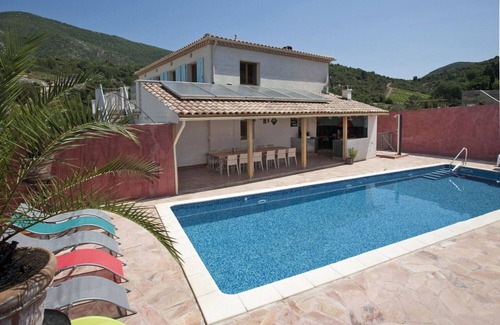 Roquebrun Villa | Villa Bonn Idée – Luxury villa with heated pool in Roquebrun