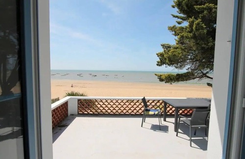 La Tranche-sur-Mer Villa | Villa Bord de mer « les Pieds Dans Leau »