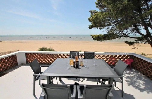 La Tranche-sur-Mer Villa | Villa Bord de mer « les Pieds Dans Leau »