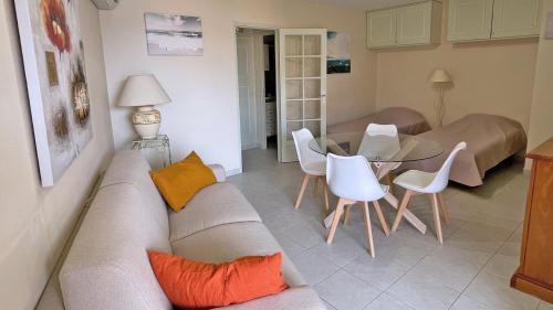 Sainte-Maxime City Centre Apartment | Villa Botrel