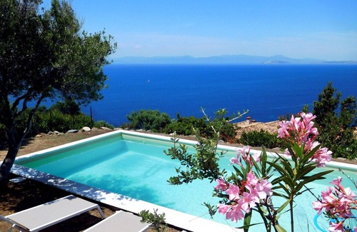 Terra Mala Villa | Villa Breathtaking sea views, private swimming pool, air-conditioning & wi-fi.